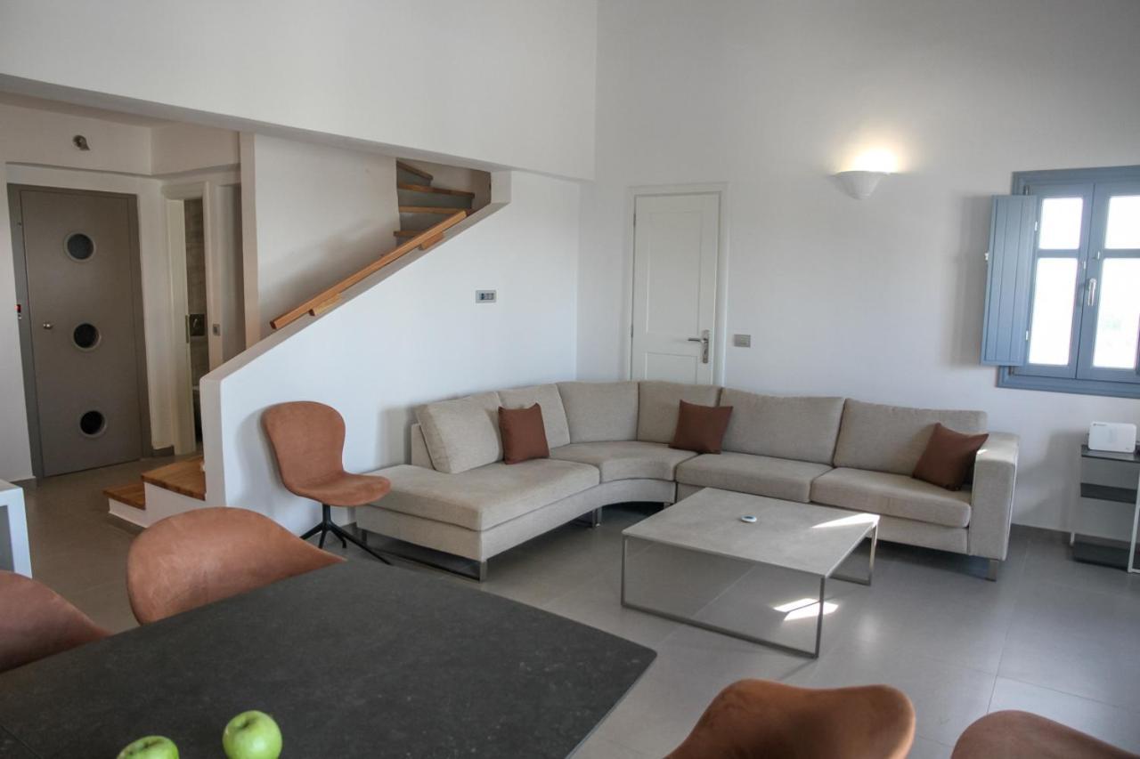 Luxe Maroussi Villas Pyrgos Kallistis Exterior photo